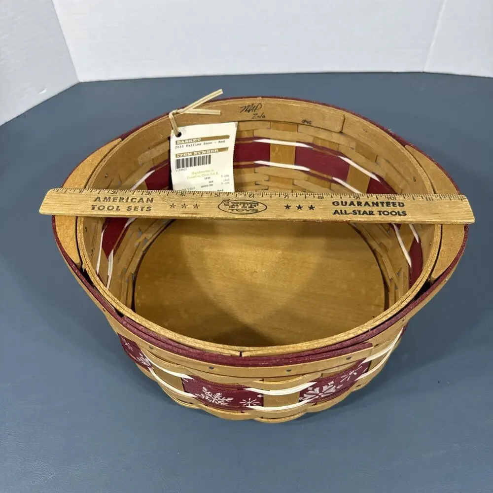 Longaberger 2010 Christmas Falling Snow Basket Red Weave Warm Brown Stain